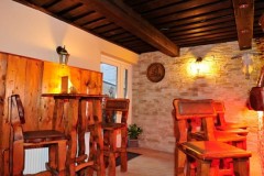 b_33688_154850301217762_8156604_n