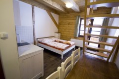 b_233607_10032013_36